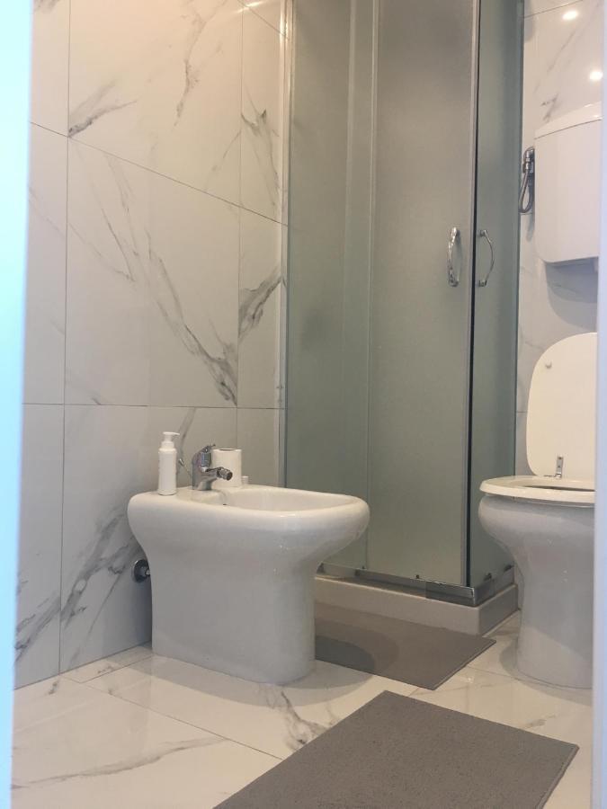 Studio Triboniano Appartement Milaan Buitenkant foto